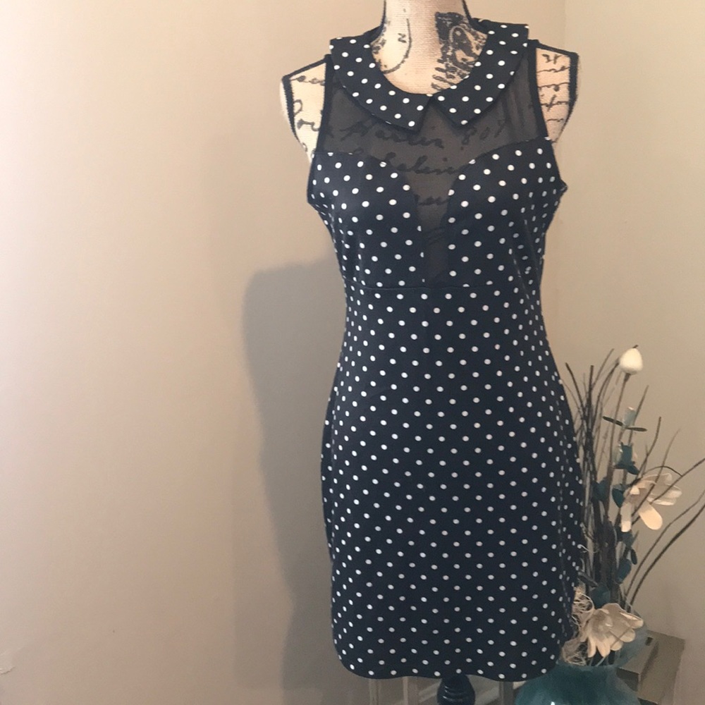 Sleeveless Polka Dotted Dress